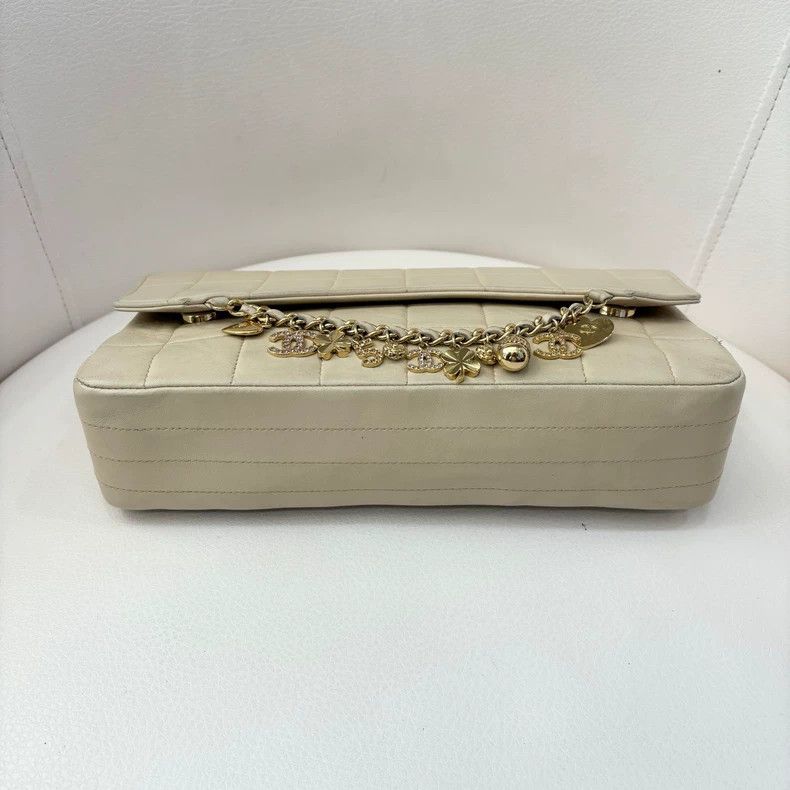 Chanel Chanel Beige Limited Edition Crossbody Bag Size ONE SIZE - 4 Thumbnail