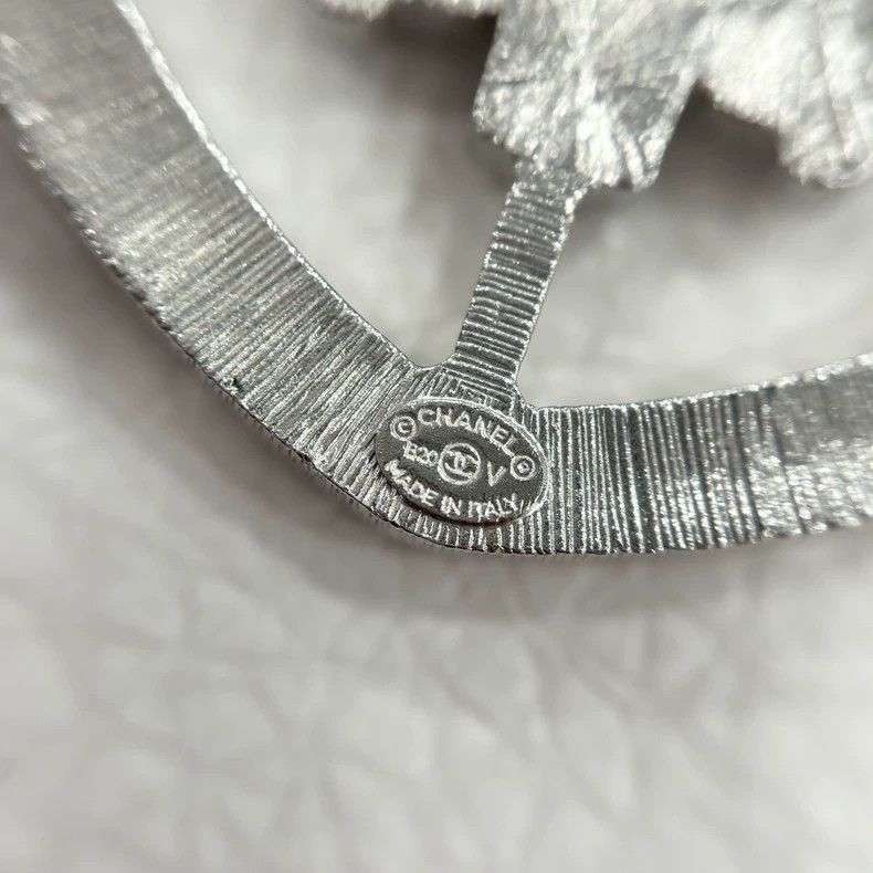 Chanel Chanel Silver Rhinestone Shield Brooch Size ONE SIZE - 4 Thumbnail