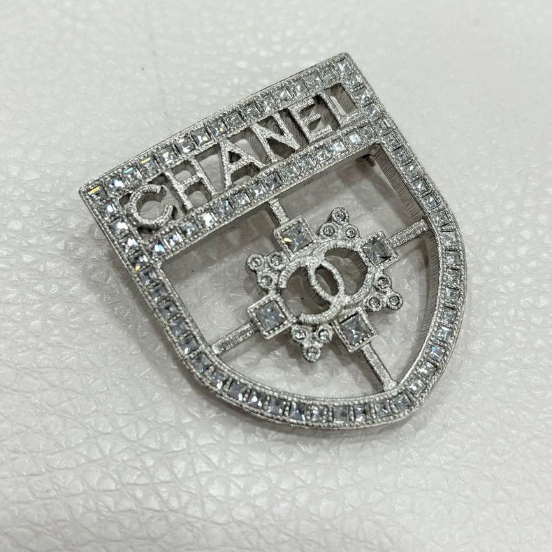 Chanel Chanel Silver Rhinestone Shield Brooch Size ONE SIZE - 2 Thumbnail
