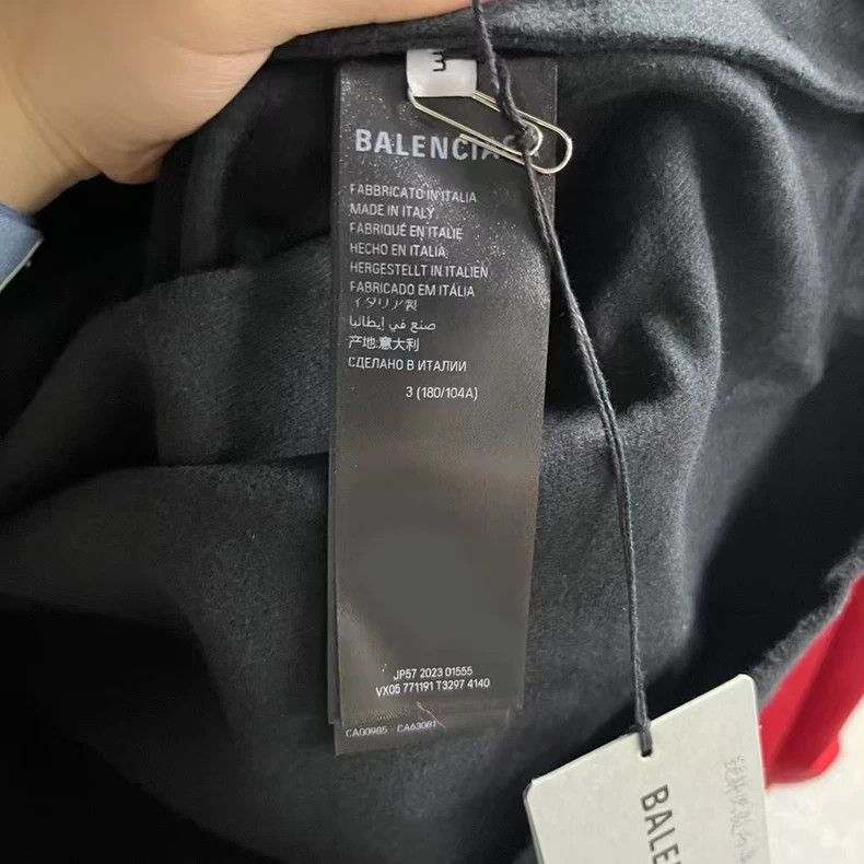 Balenciaga Balenciaga Hooded Jacket with Ribbed Design Size US S / EU 44-46 / 1 - 4 Thumbnail
