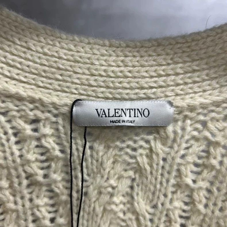 Valentino Valentino White Logo Embroidered Cardigan Size US S / EU 44-46 / 1 - 3 Thumbnail