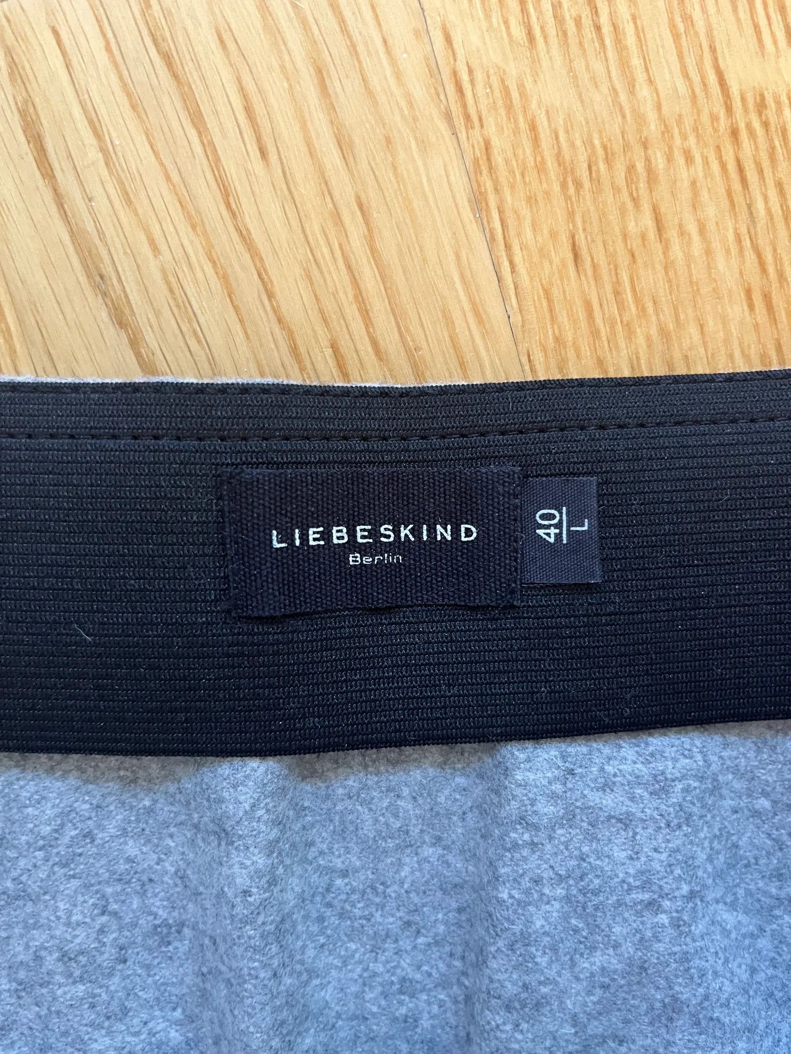 LIEBESKIND BERLIN Liebeskind Berlin Skirt Size 28" / US 6 / IT 42 - 2 Thumbnail