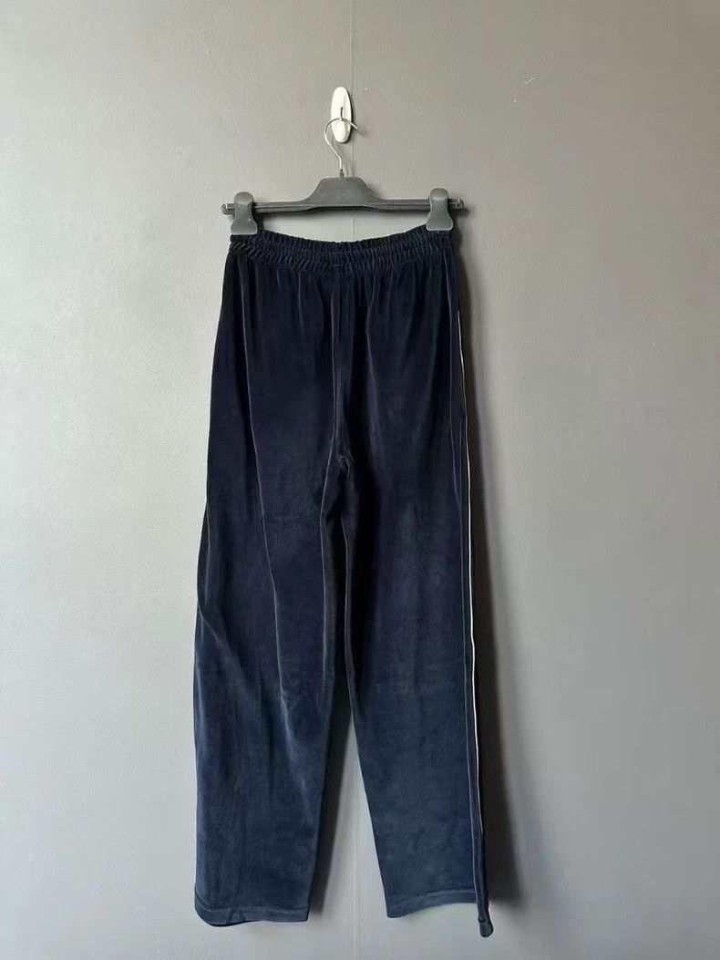Celine Blue Velvet Long Pants for Women Size US 26 / EU 42 - 2 Thumbnail