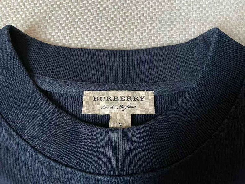Burberry Burberry Logo Sweatshirt with Long Sleeves Size US M / EU 48-50 / 2 - 3 Thumbnail