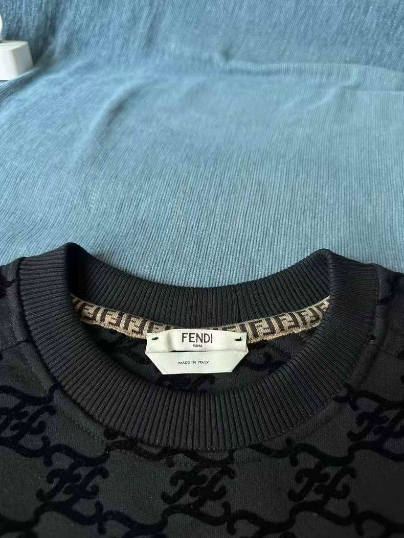 Fendi Fendi Full Print Velvet Sweatshirt Size US XS / EU 42 / 0 - 3 Thumbnail