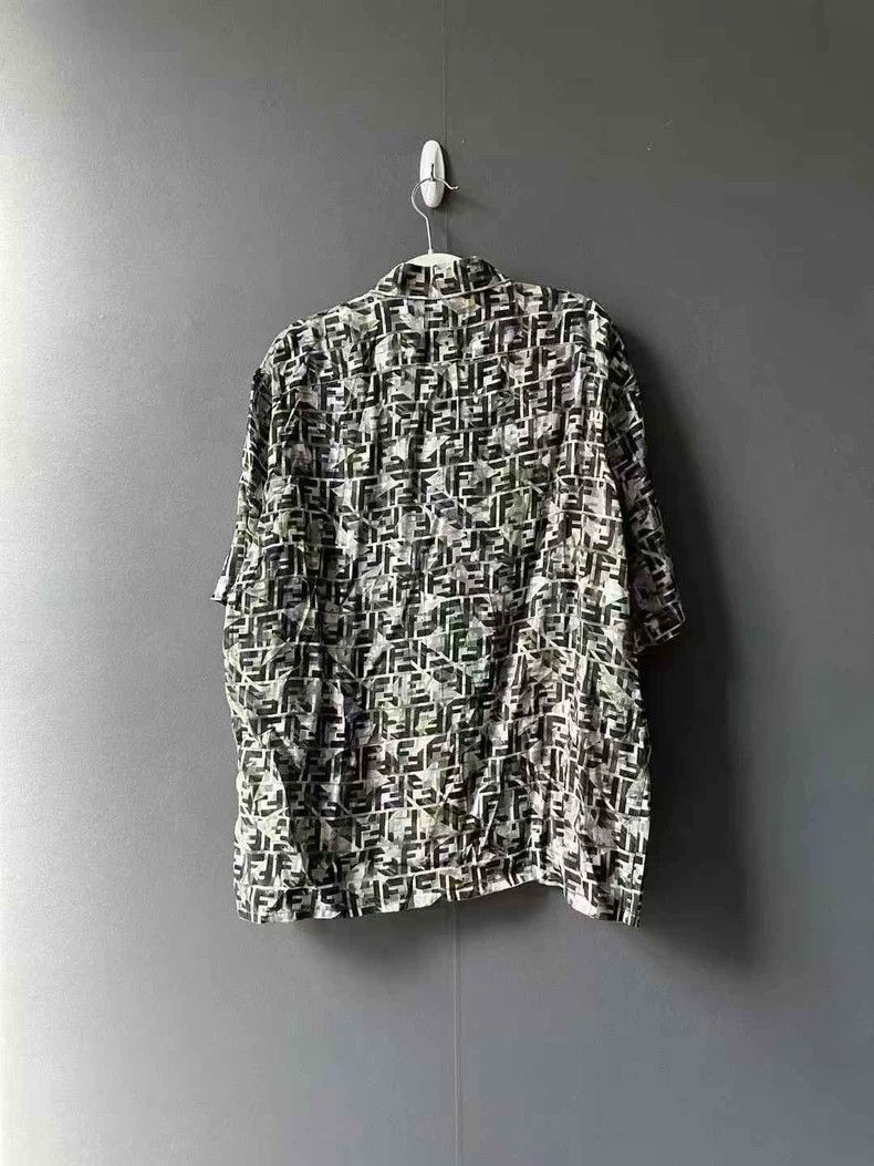 Fendi Fendi Short Sleeve Shirt with Logo Print Size US L / EU 52-54 / 3 - 2 Thumbnail