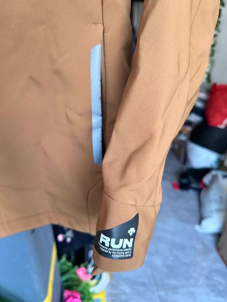 Moncler Warm Soft Shell Jacket with Hood Size US L / EU 52-54 / 3 - 3 Thumbnail
