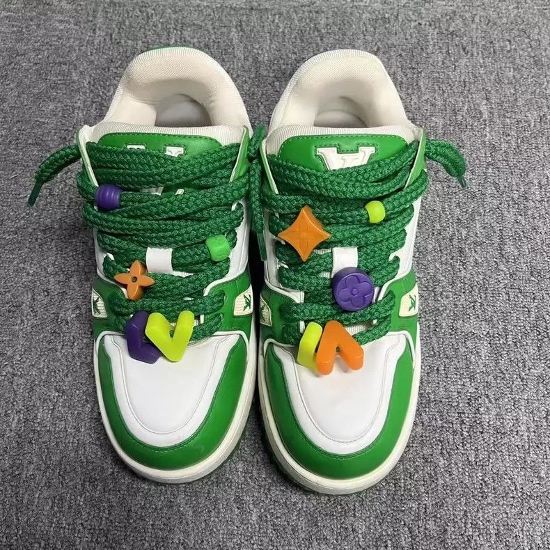 Louis Vuitton Louis Vuitton White Green Fashion Sneakers Size US 8 / EU 41 - 2 Thumbnail