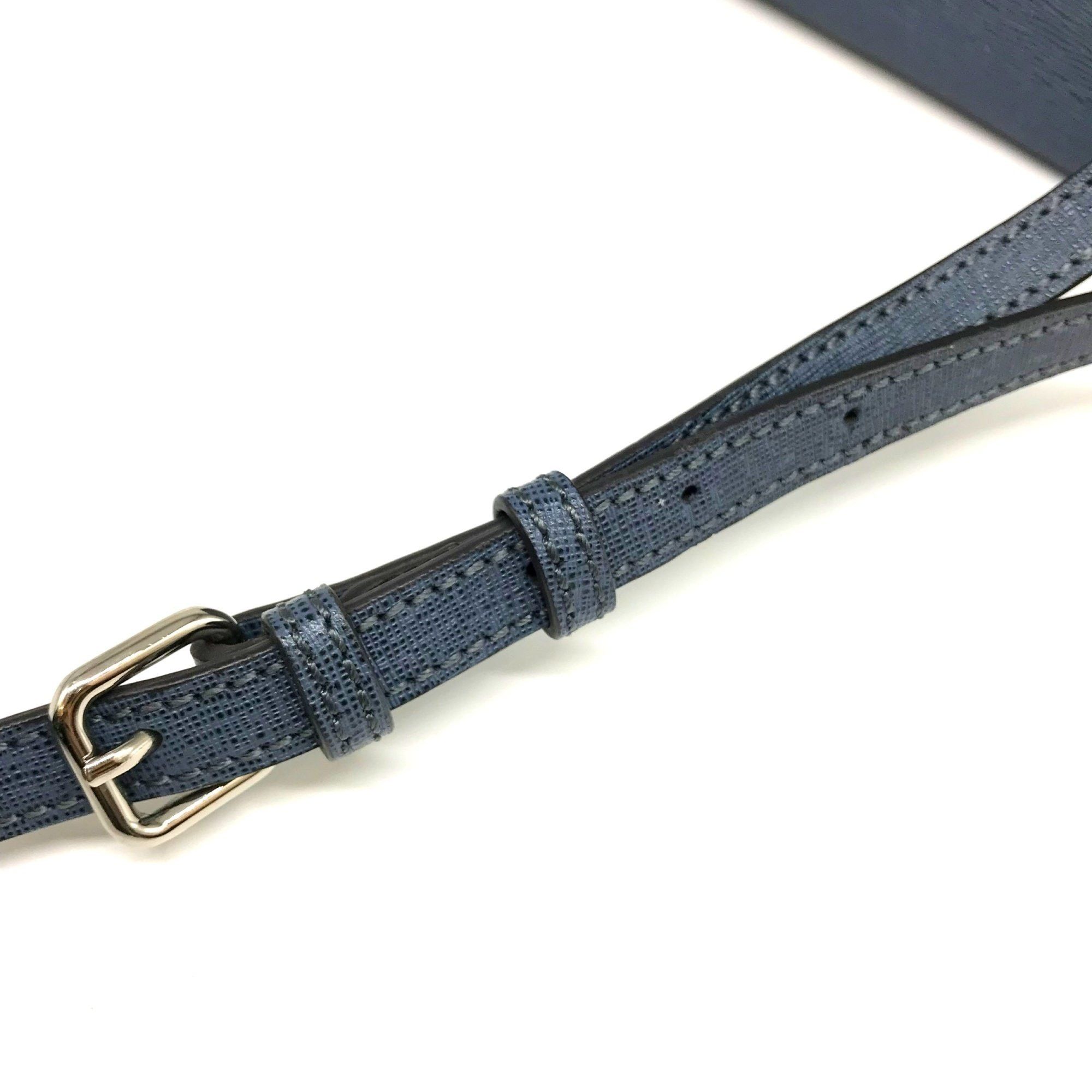 Fendi FENDI Demi Jour Shoulder Bag Handbag Leather Navy Ladies Size ONE SIZE - 8 Thumbnail