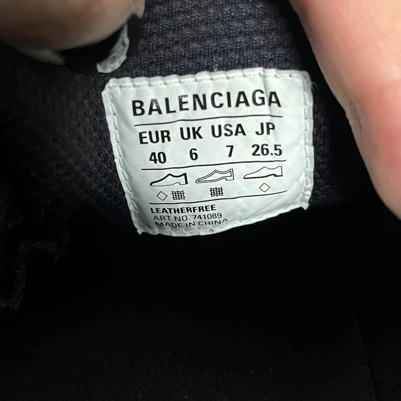Balenciaga Balenciaga Black 3XL Low-top Sneakers Size US 7 / EU 40 - 4 Thumbnail