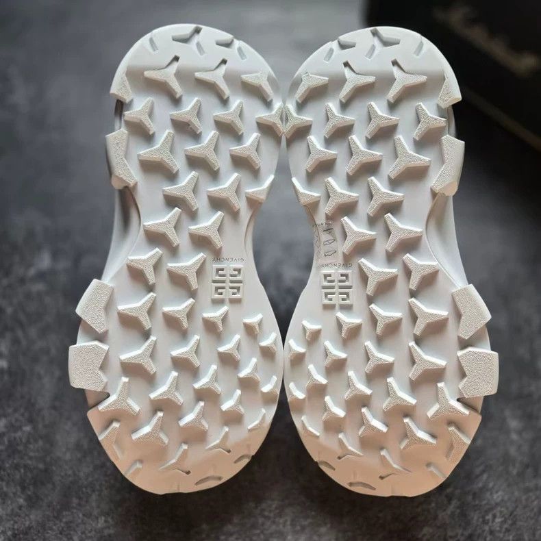 Givenchy Givenchy White Slip-On Derby Shoes Size 41 Size US 9 / EU 42 - 7 Thumbnail