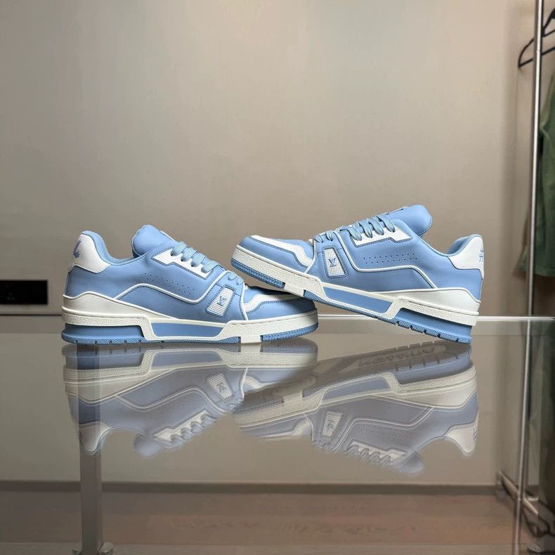 Louis Vuitton Louis Vuitton LV Trainer Sky Blue Sneakers Size US 8.5 / EU 41-42 - 6 Thumbnail