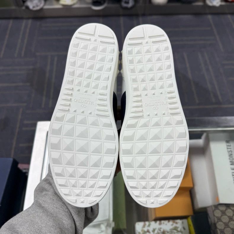 Valentino VALENTINO White Sneakers Size 40 New Size US 7.5 / EU 40-41 - 2 Thumbnail