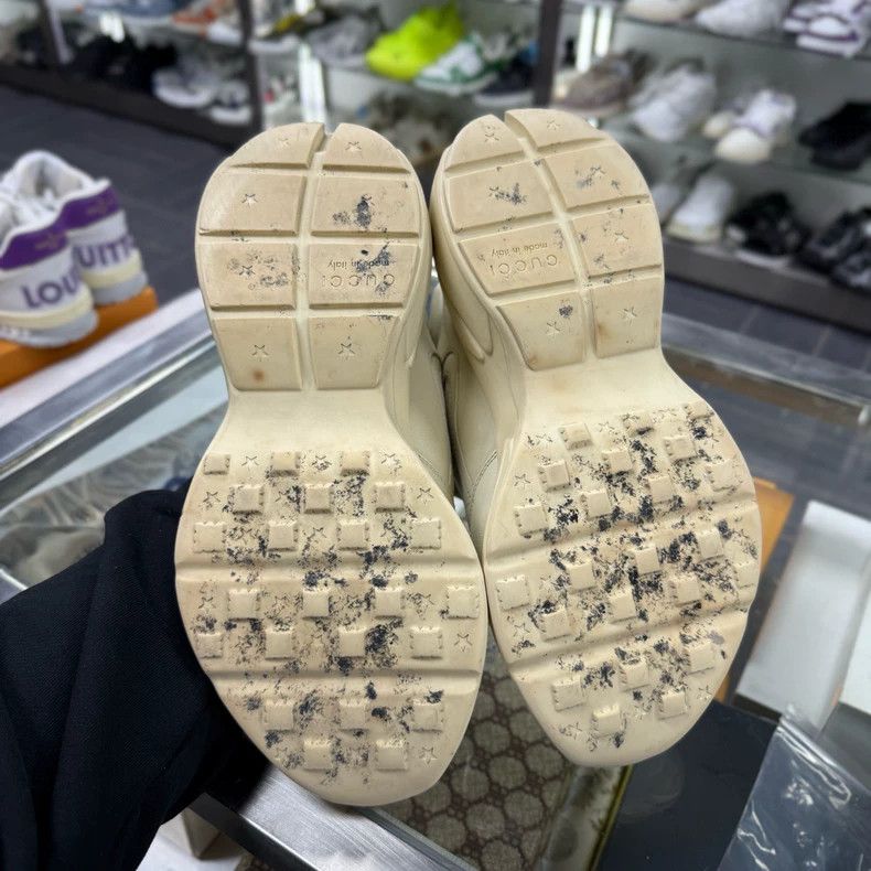 Gucci GUCCI Dad Sneakers with Red Lips Design Size US 7 / EU 40 - 3 Thumbnail