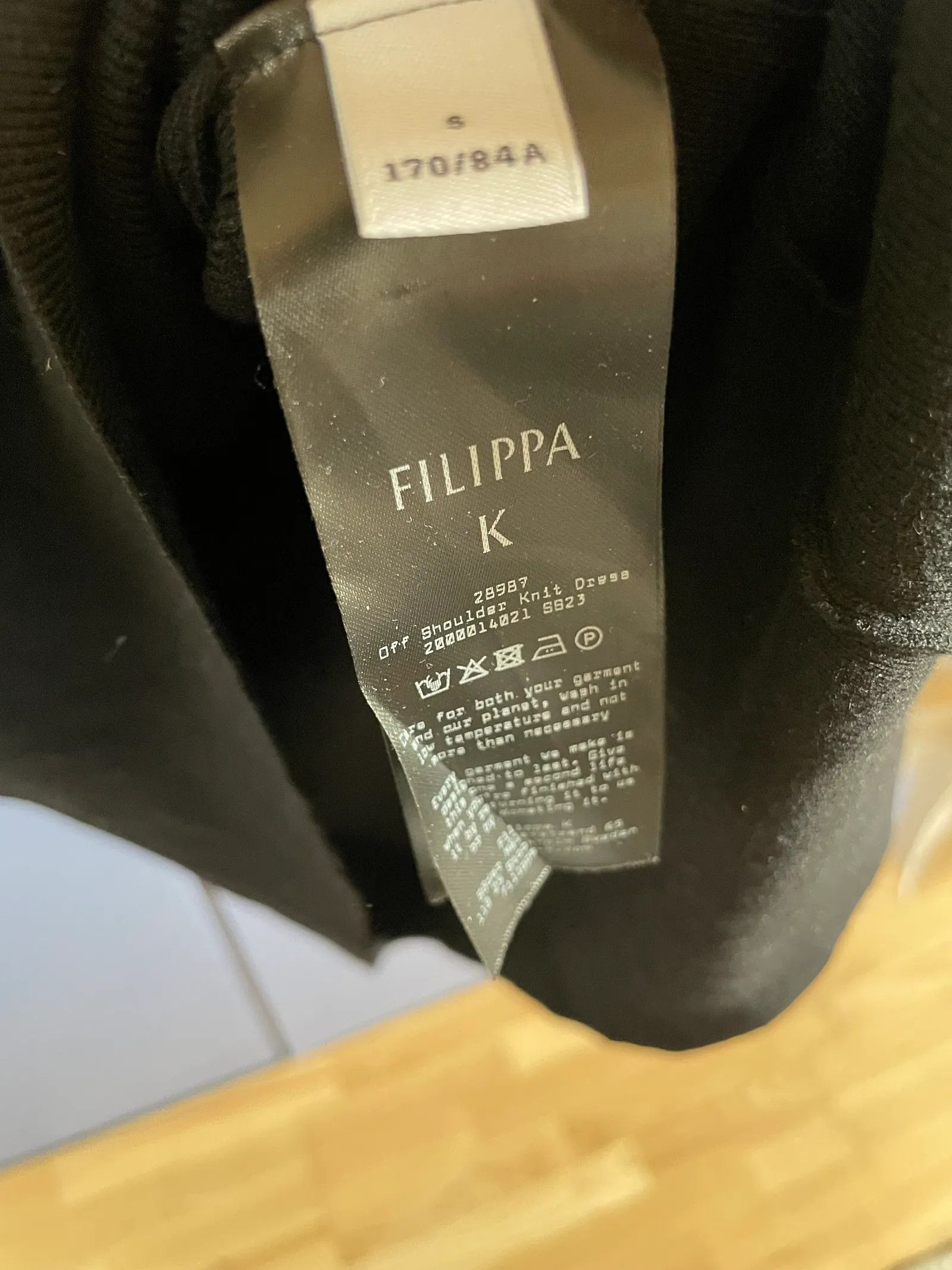 Filippa K Filippa K Off Shoulder Knit Dress Dress Size S / US 4 / IT 40 - 3 Thumbnail