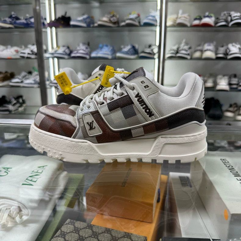Louis Vuitton LOUIS VUITTON LV TRAINER MAXI Sneakers Size UK6 Size US 8 / EU 41 - 5 Thumbnail