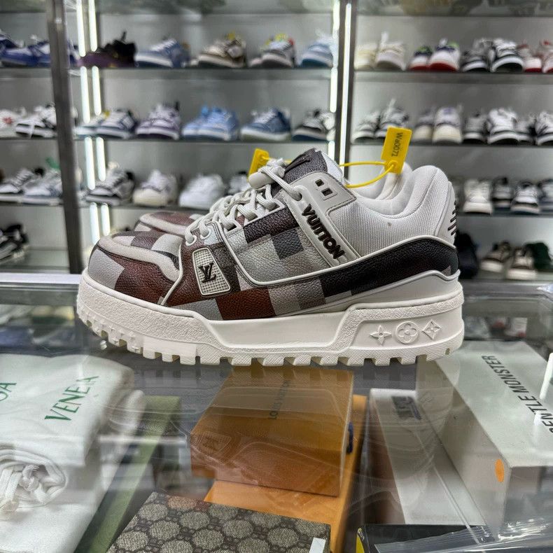 Louis Vuitton LOUIS VUITTON LV TRAINER MAXI Sneakers Size UK6 Size US 8 / EU 41 - 3 Thumbnail