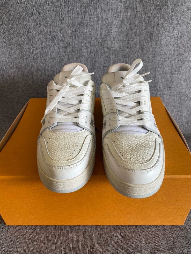 Louis Vuitton LOUIS VUITTON Trainer White Sports Sneakers-yf Size US 7 / EU 40 - 4 Thumbnail