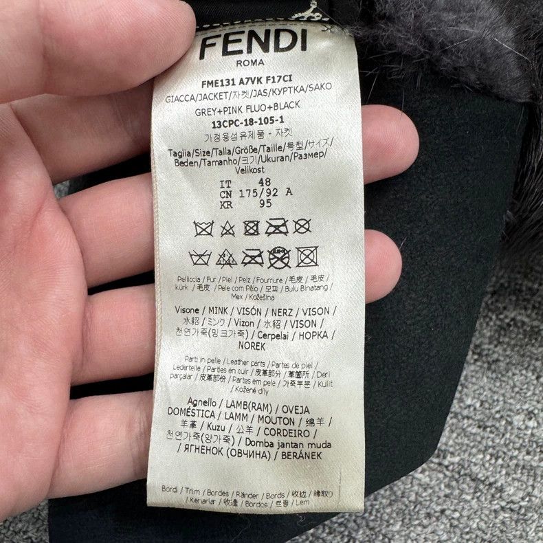 Fendi Fendi Double-Sided Fur Jacket with Hood-yf Size US L / EU 52-54 / 3 - 4 Thumbnail