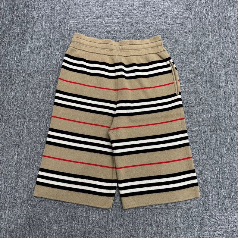 Burberry Burberry Wool Knit Striped Shorts Size S-yf Size US 27 - 2 Thumbnail