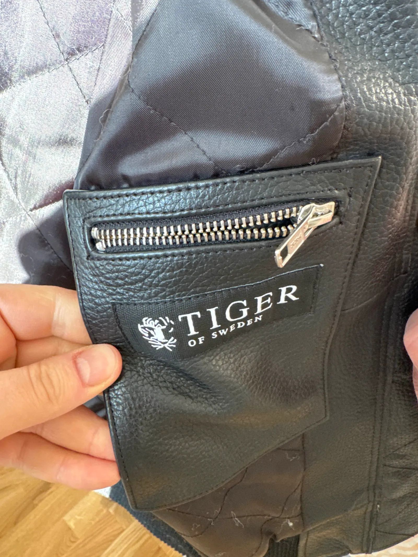 Tiger of Sweden Tiger of Sweden Leather Jacket Size US M / EU 48-50 / 2 - 2 Thumbnail