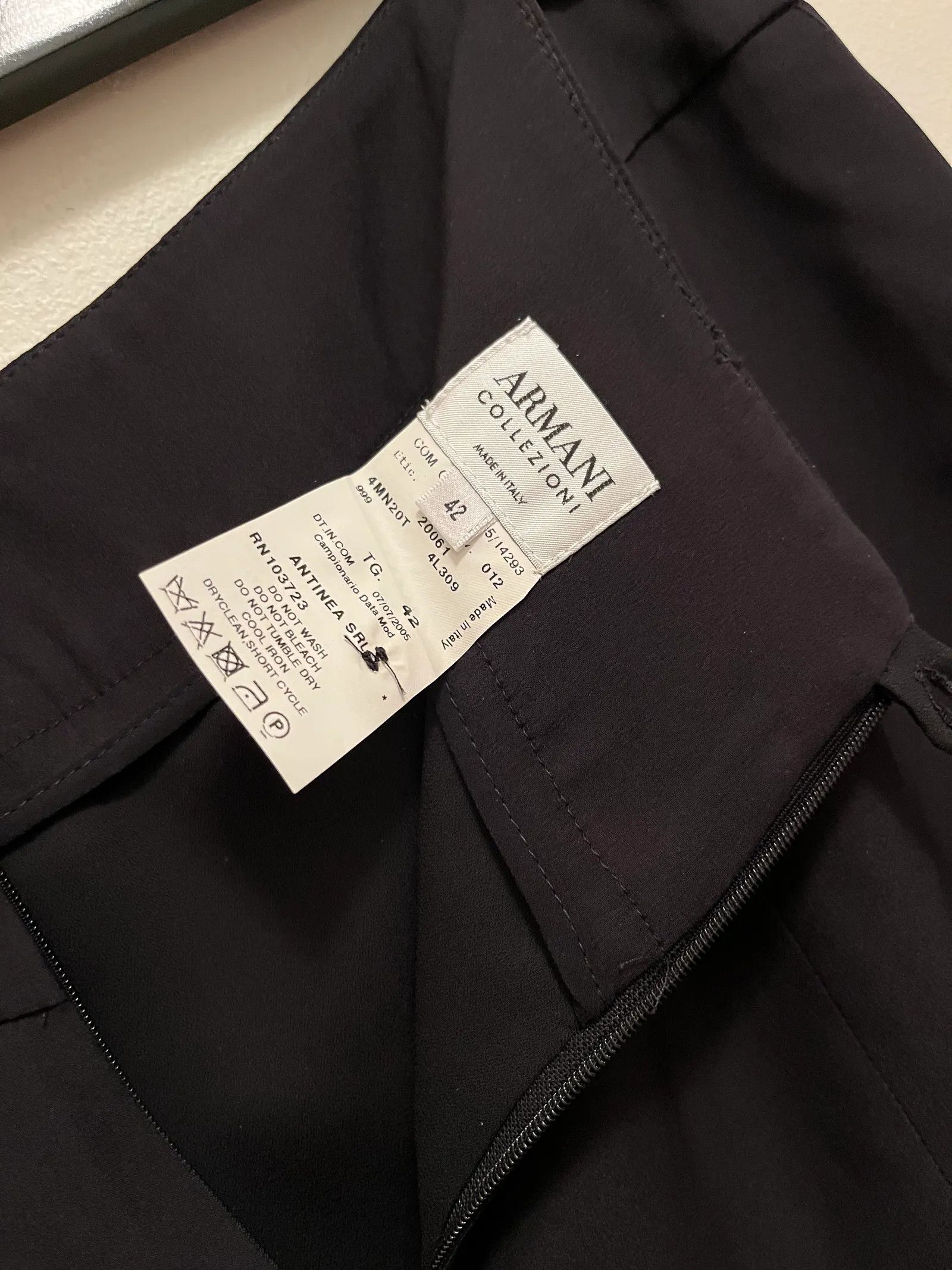 Armani Armani Collezioni Skirt Size 30" / US 8 / IT 44 - 3 Thumbnail