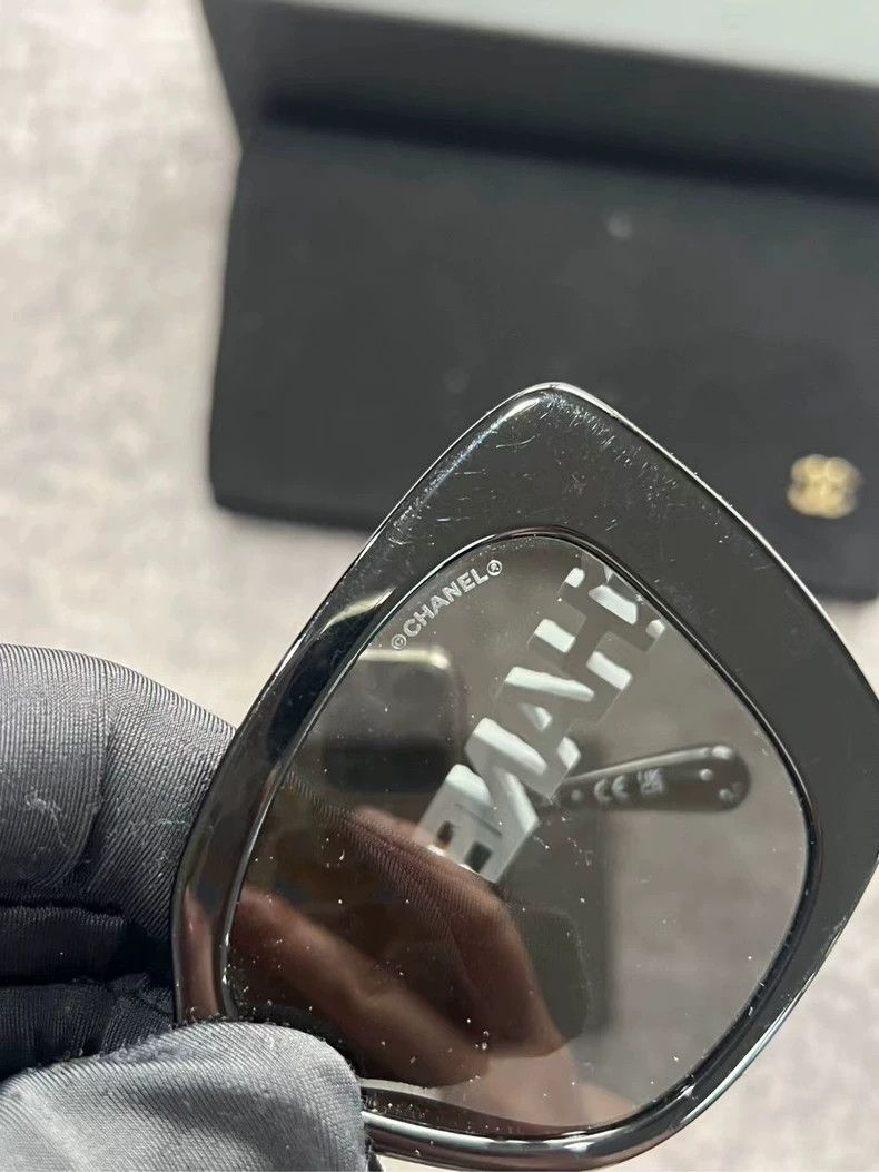 Chanel Chanel Sunglasses with Case, Like New Condition-yf Size ONE SIZE - 2 Thumbnail