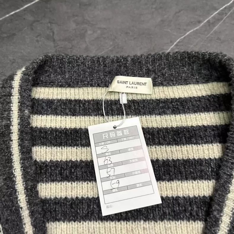 Saint Laurent Paris Saint Laurent Knit Cardigan Size S-yf Size US S / EU 44-46 / 1 - 4 Thumbnail