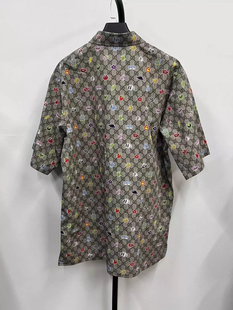 Gucci Gucci Printed Short Sleeve Button-Up Shirt-yf Size US L / EU 52-54 / 3 - 2 Thumbnail