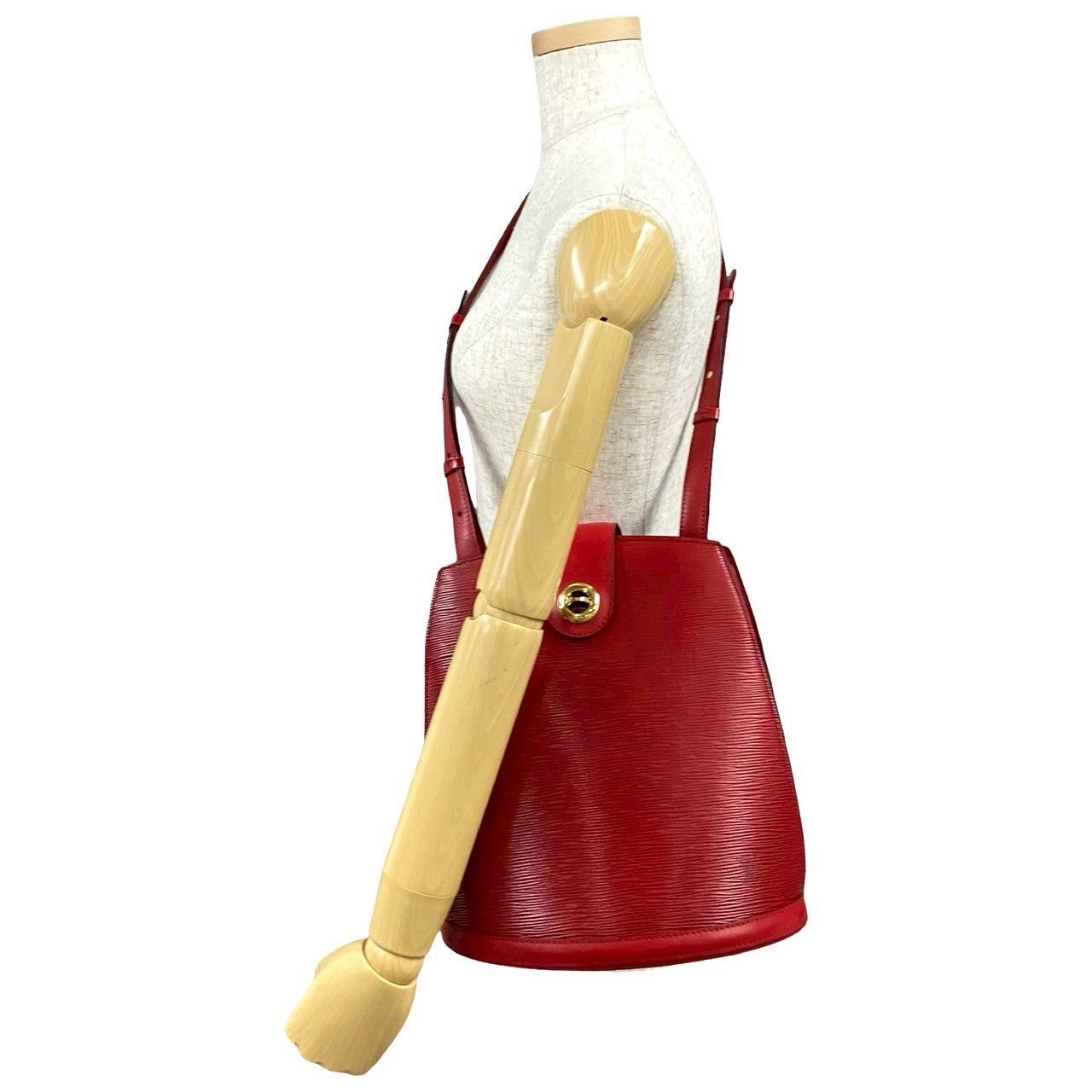 Louis Vuitton Louis Vuitton Shoulder Bag Red Leather Size ONE SIZE - 2 Thumbnail