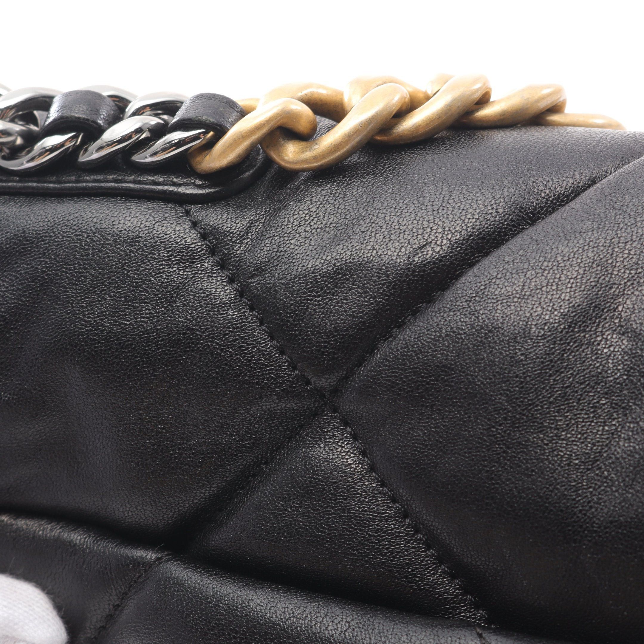 Chanel Chanel 19 Dizeneuf Matelasse Chain Shoulder Bag Lambskin Black Combination Metal Fittings Size ONE SIZE - 7 Thumbnail