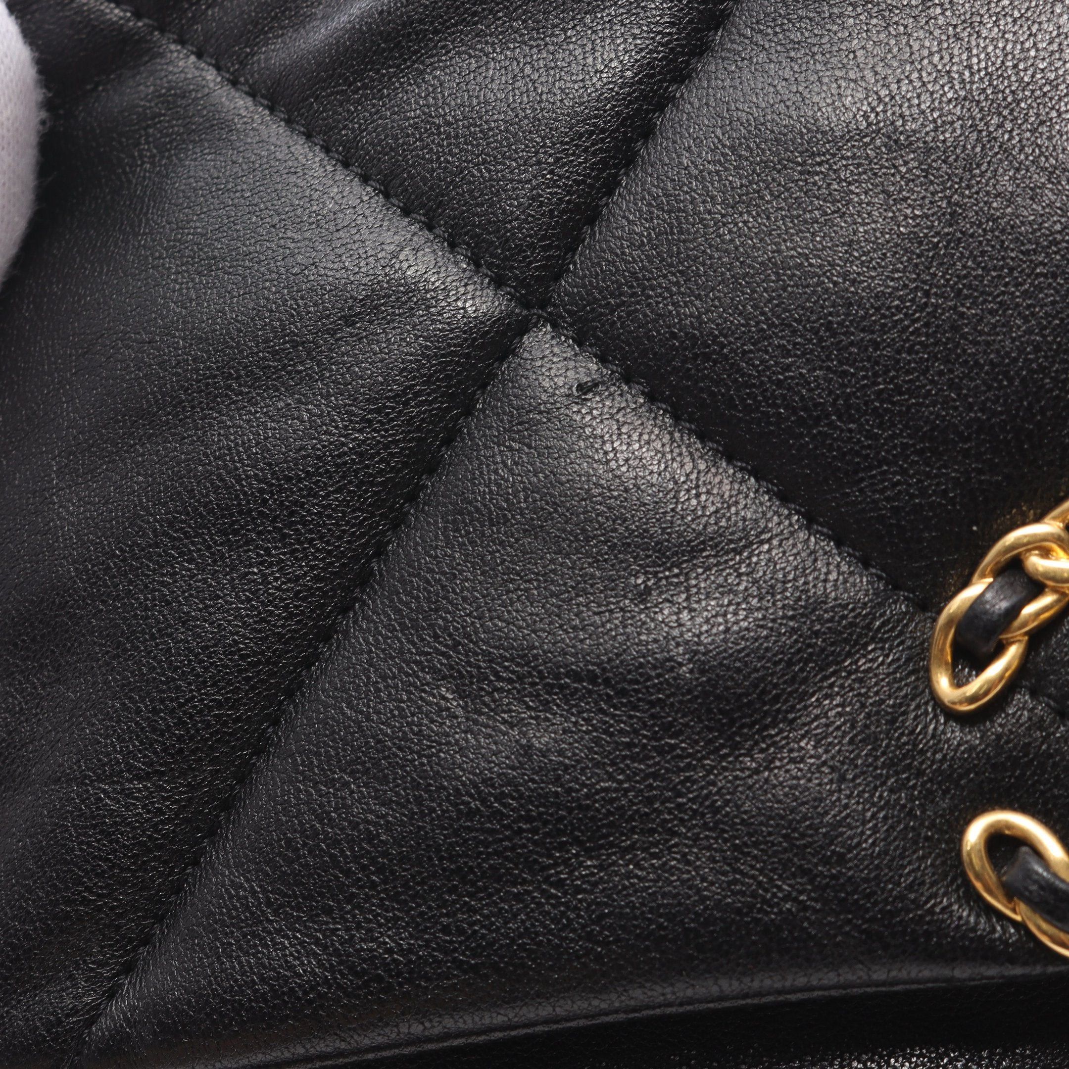 Chanel Chanel 19 Dizeneuf Matelasse Chain Shoulder Bag Lambskin Black Combination Metal Fittings Size ONE SIZE - 6 Thumbnail