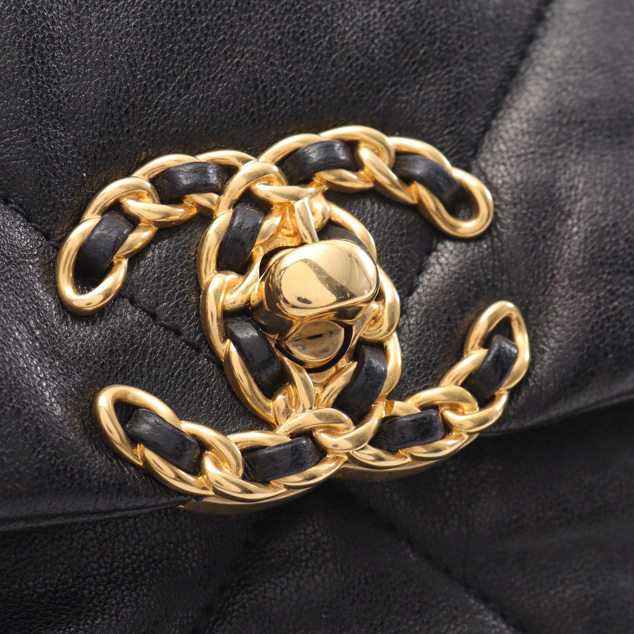Chanel Chanel 19 Dizeneuf Matelasse Chain Shoulder Bag Lambskin Black Combination Metal Fittings Size ONE SIZE - 10 Thumbnail