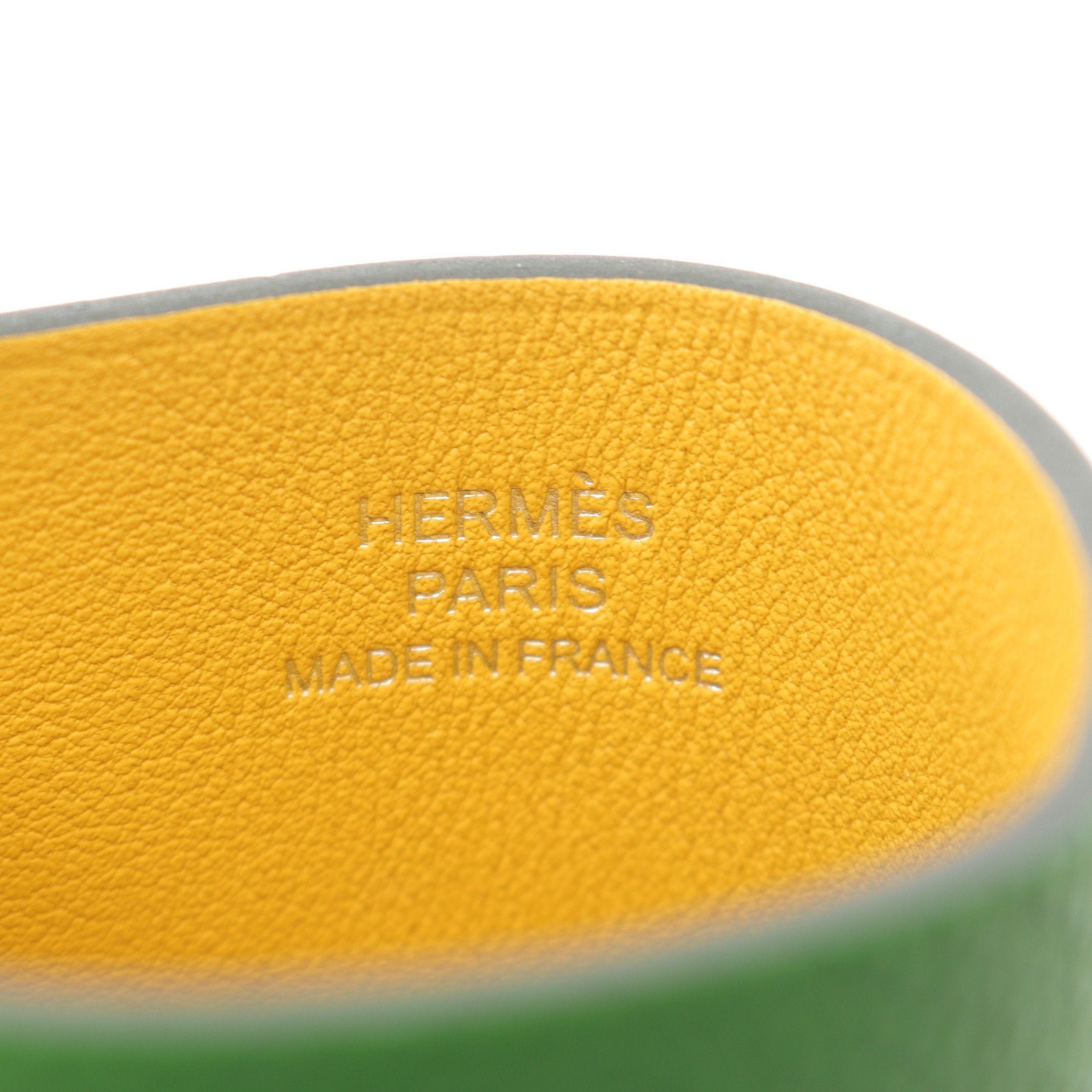 Hermes Hermes H Sellier Verso Veil Yucca Sun Glasses Case Veau Epsom Yellow-Green Silver Hardware B Stamp Size ONE SIZE - 4 Thumbnail