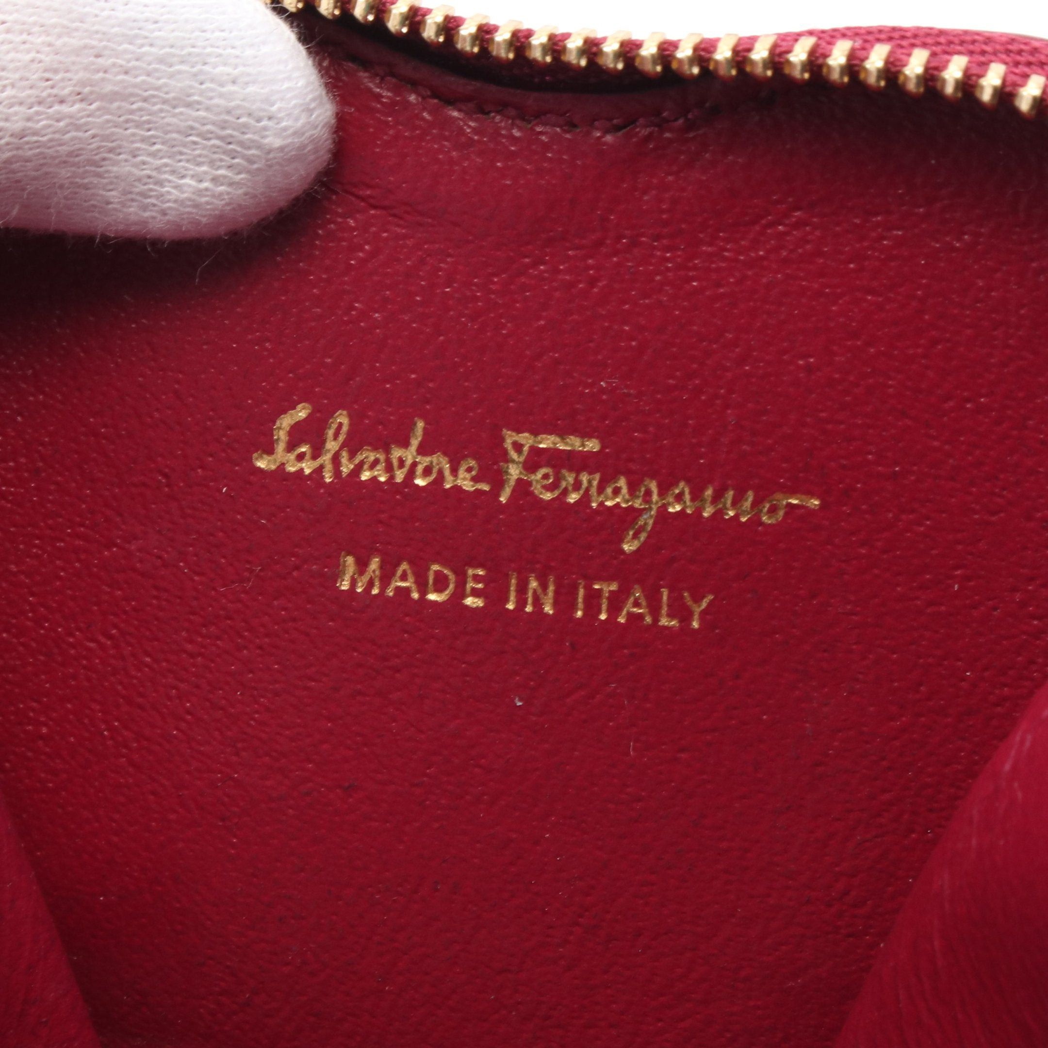 Salvatore Ferragamo Salvatore Ferragamo Gancini Coin Purse Heart Leather Pink Red Size ONE SIZE - 4 Thumbnail