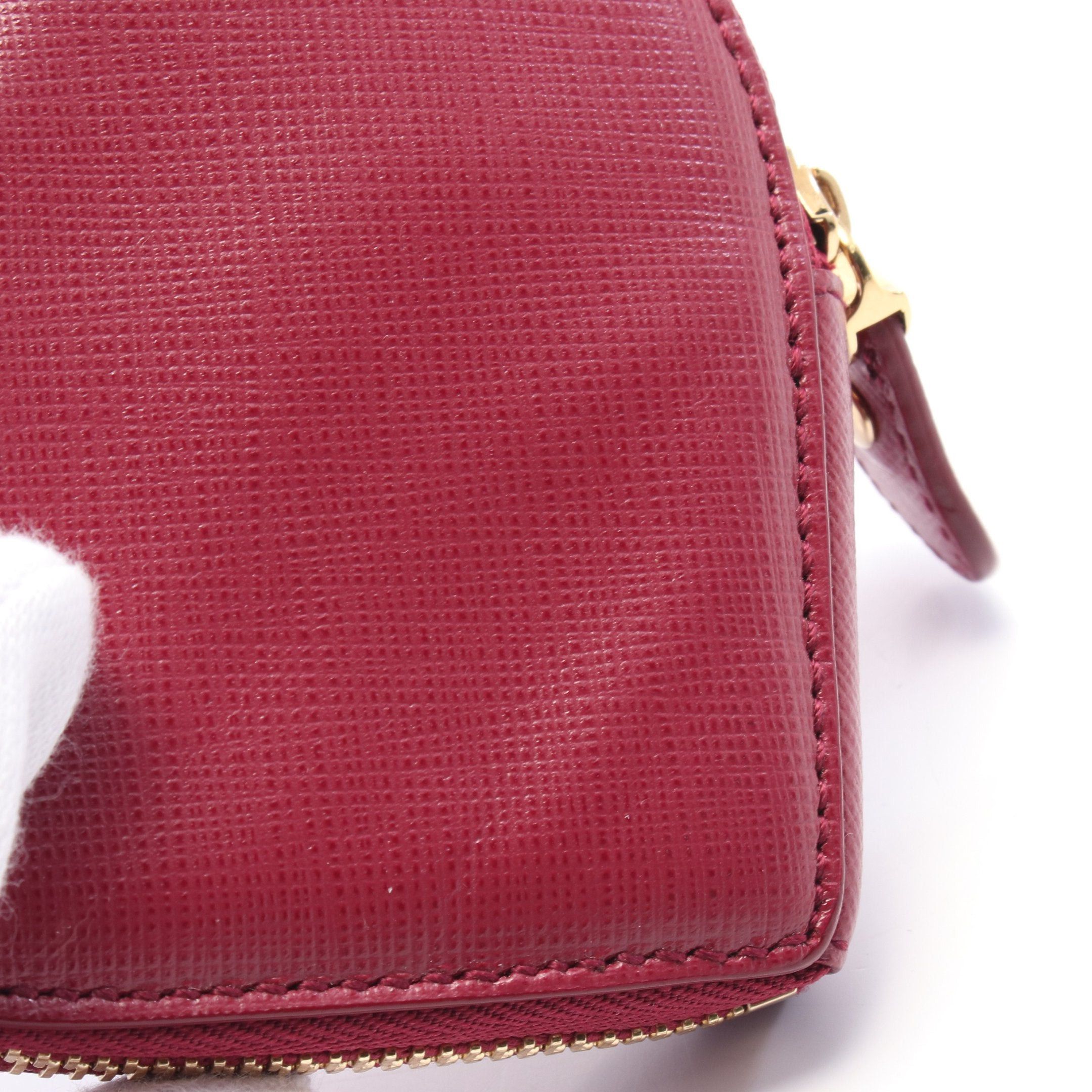 Salvatore Ferragamo Salvatore Ferragamo Gancini Coin Purse Heart Leather Pink Red Size ONE SIZE - 6 Thumbnail