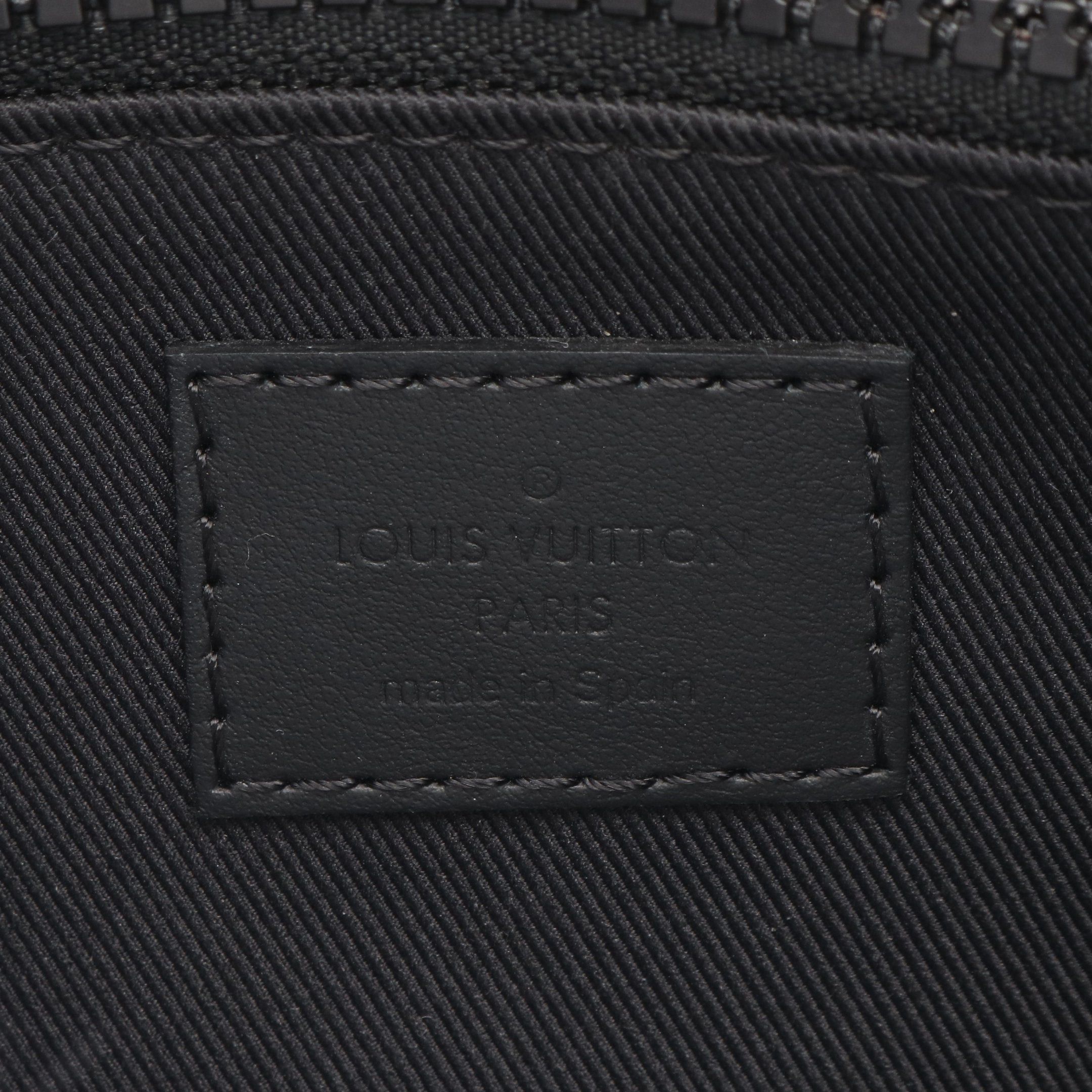 Louis Vuitton Louis Vuitton S-Lock Sling Bag Monogram Empreinte Noir Body Waist Leather Black Size ONE SIZE - 4 Thumbnail