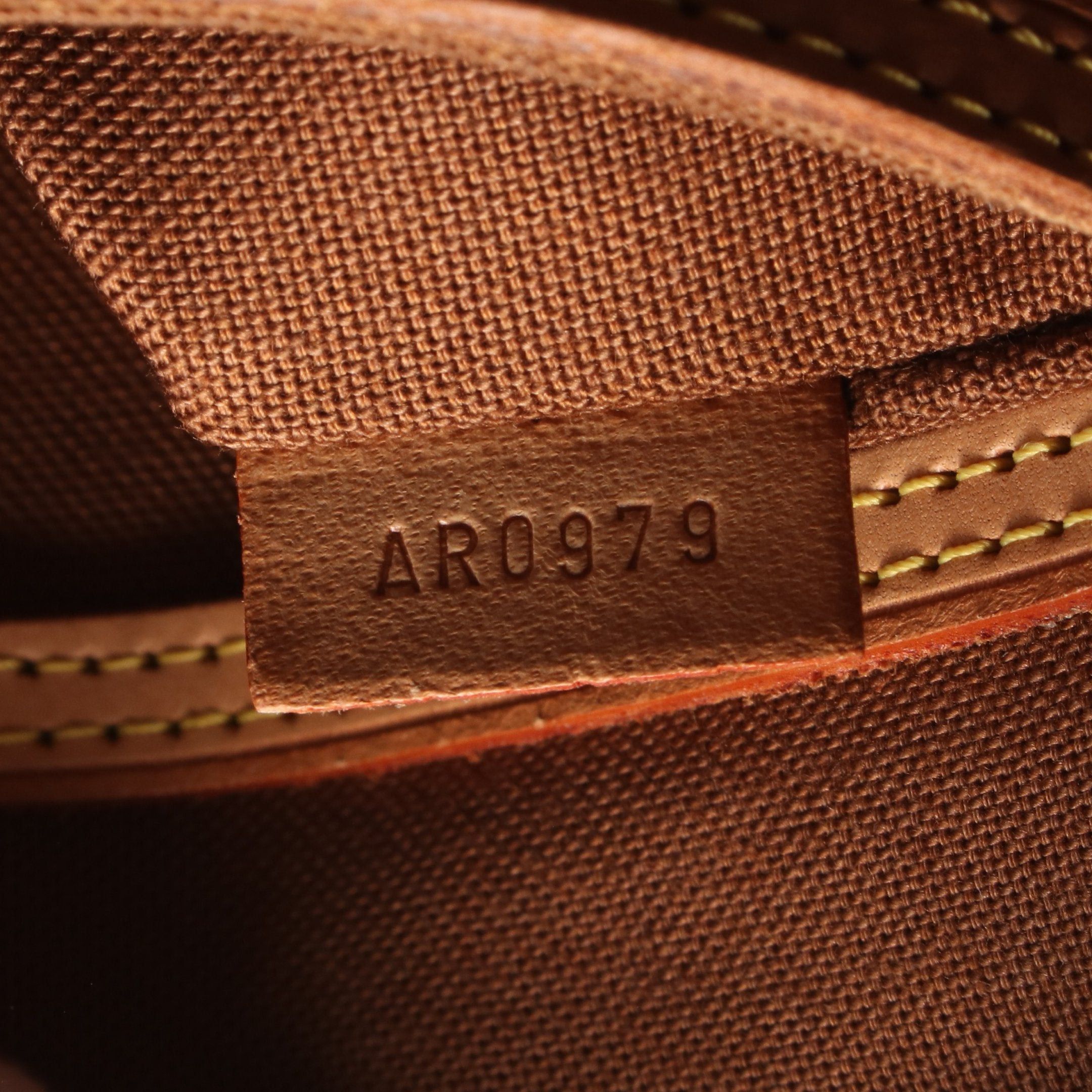 Louis Vuitton Louis Vuitton Alma Pm Monogram Handbag Leather Brown Size ONE SIZE - 5 Thumbnail