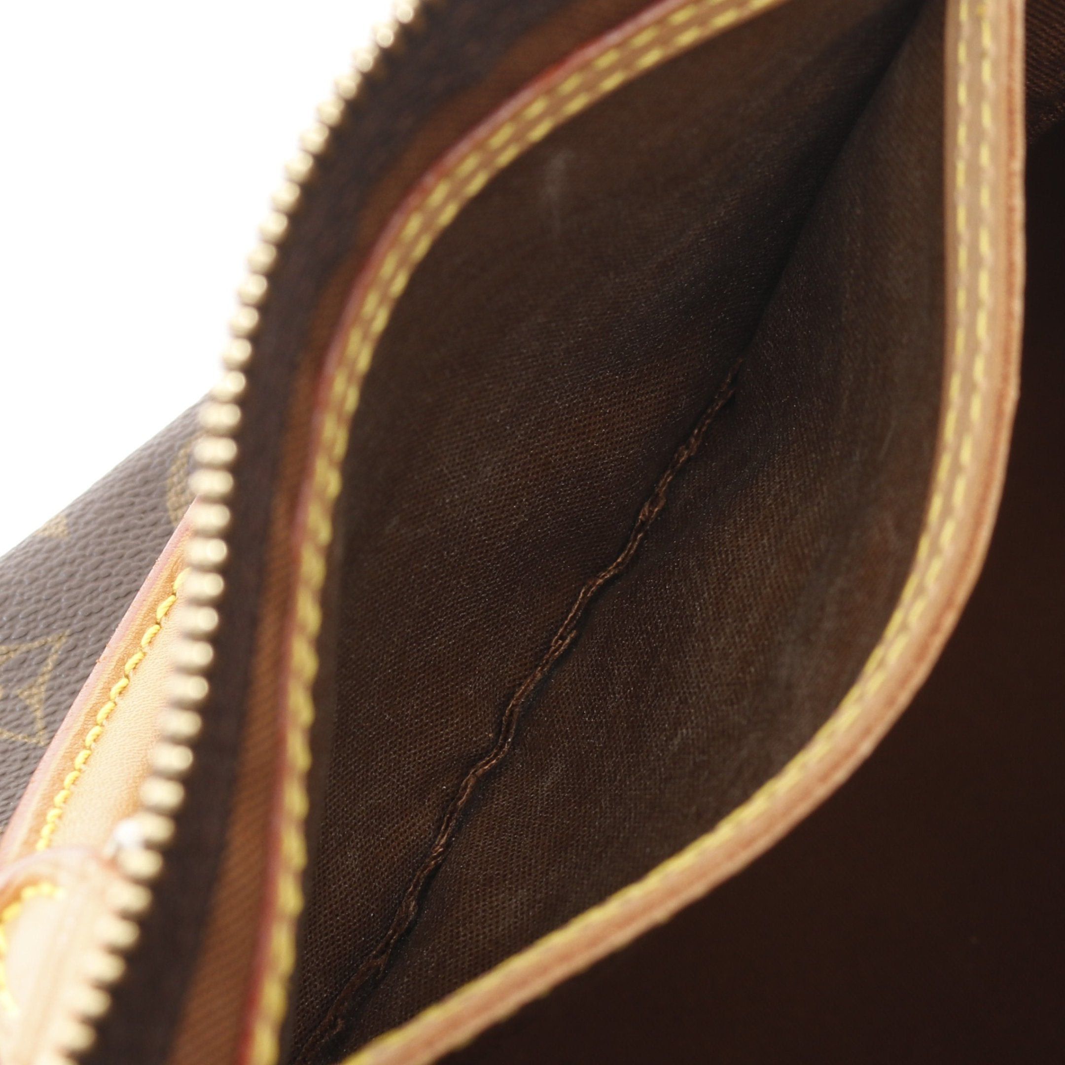 Louis Vuitton Louis Vuitton Speedy 35 Monogram Handbag Leather Brown Size ONE SIZE - 11 Thumbnail