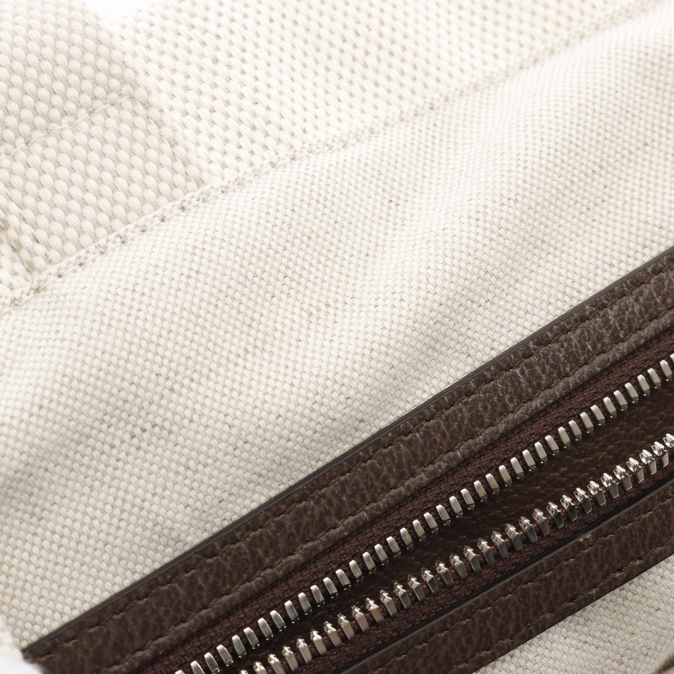 Gucci Gucci Sherry Line Embossed Logo Shoulder Bag Tote Canvas Ivory Green Red Size ONE SIZE - 9 Thumbnail