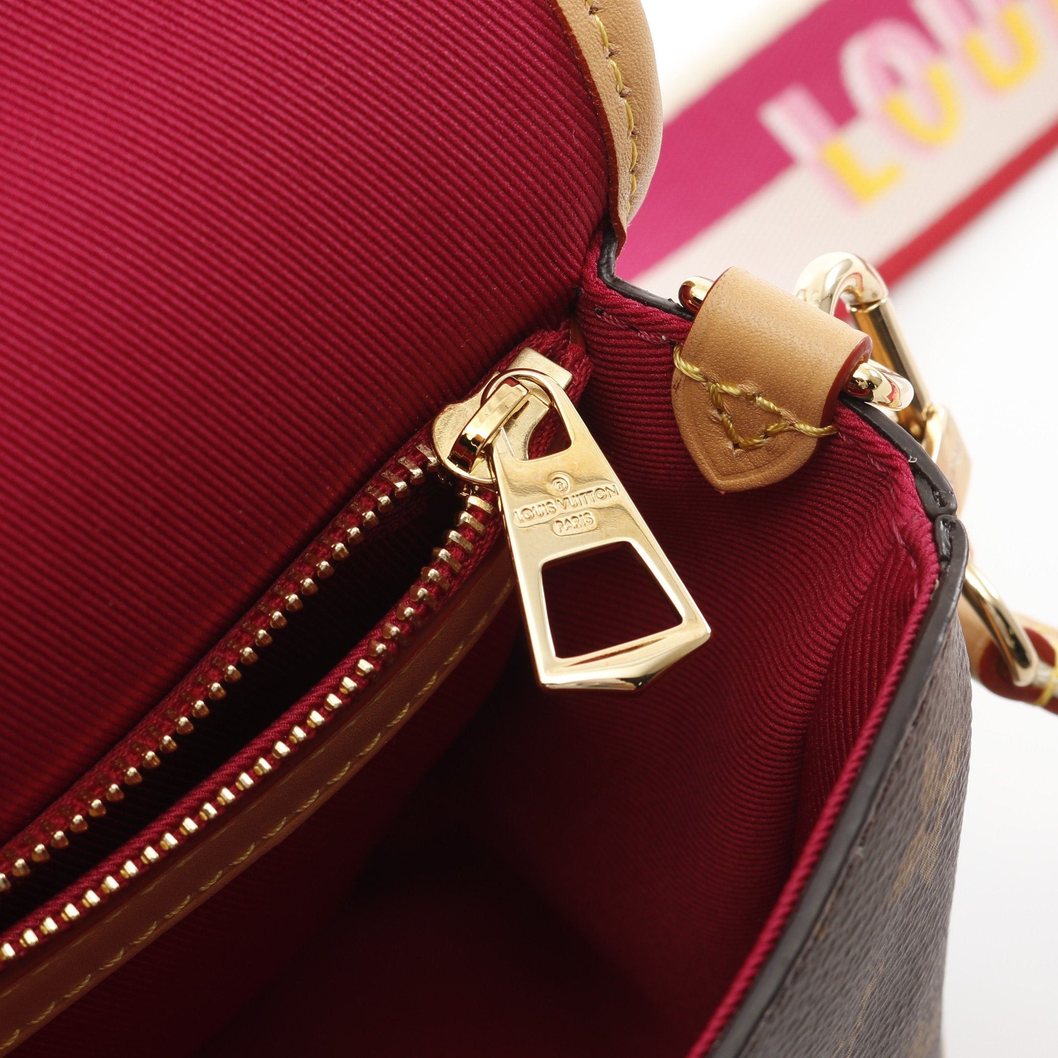 Louis Vuitton Louis Vuitton Diane Nm Pm Monogram Fuchsia One Shoulder Bag Leather Brown Size ONE SIZE - 9 Thumbnail