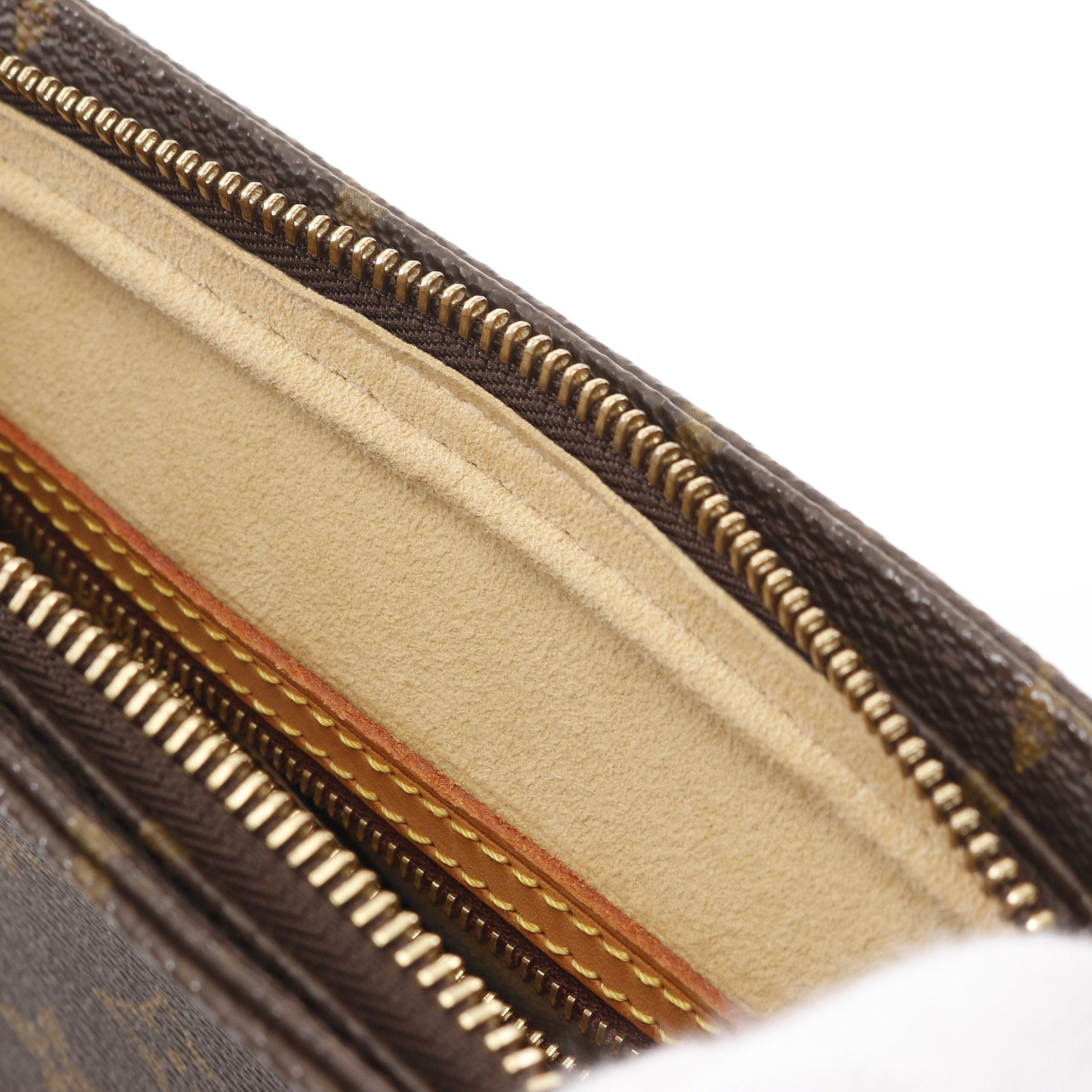 Louis Vuitton Louis Vuitton Looping Mm Monogram Shoulder Bag Leather Brown Size ONE SIZE - 11 Thumbnail