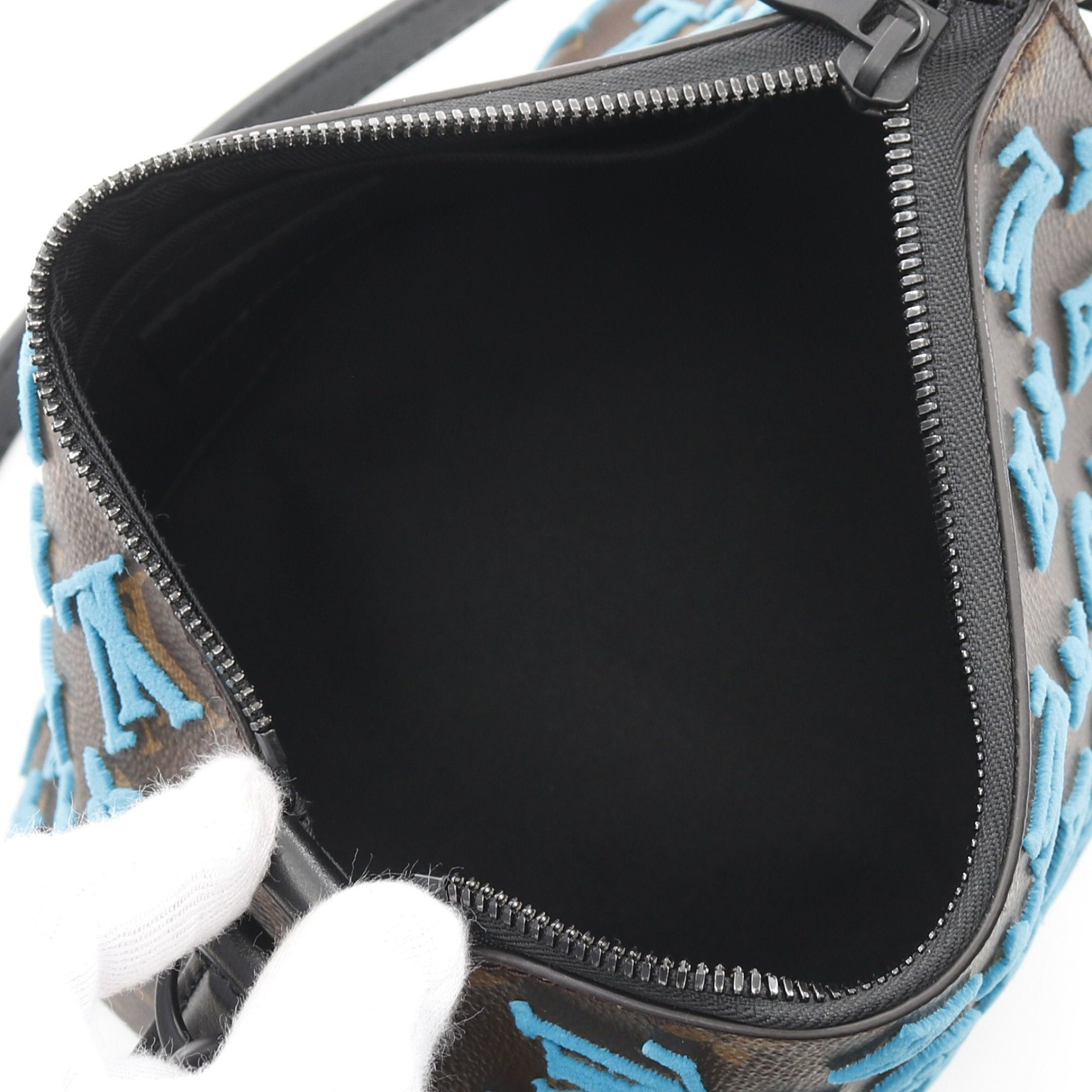 Louis Vuitton Louis Vuitton Triangle Messenger Monogram Taffeta Turquoise Shoulder Bag Leather Brown Blue Size ONE SIZE - 3 Thumbnail