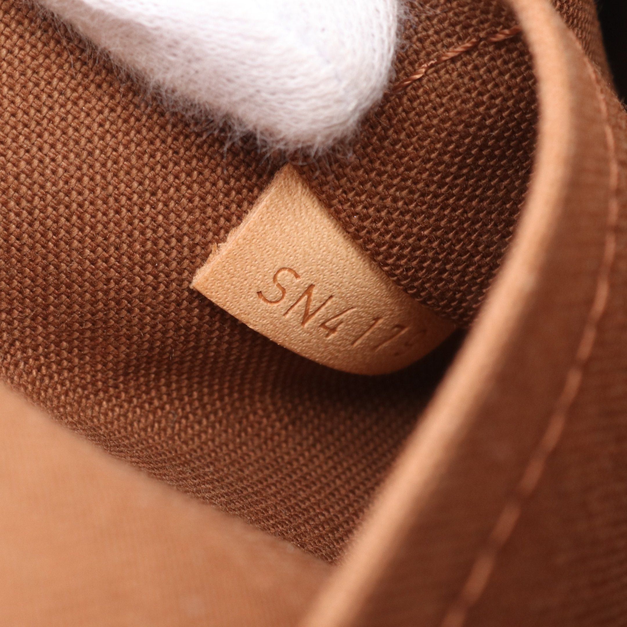 Louis Vuitton Louis Vuitton Alma Monogram Handbag Leather Brown Size ONE SIZE - 5 Thumbnail