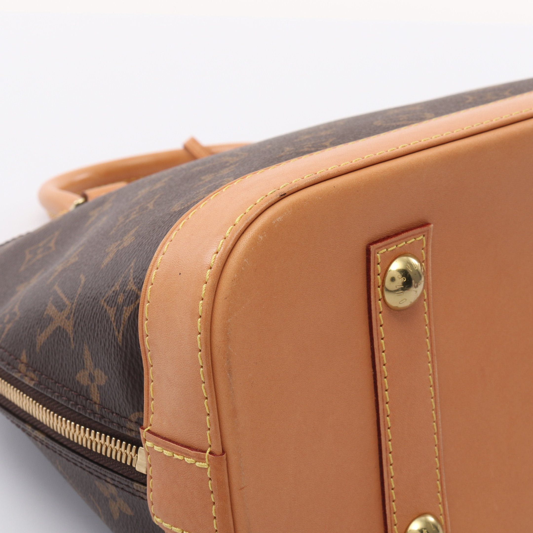 Louis Vuitton Louis Vuitton Alma Monogram Handbag Leather Brown Size ONE SIZE - 6 Thumbnail