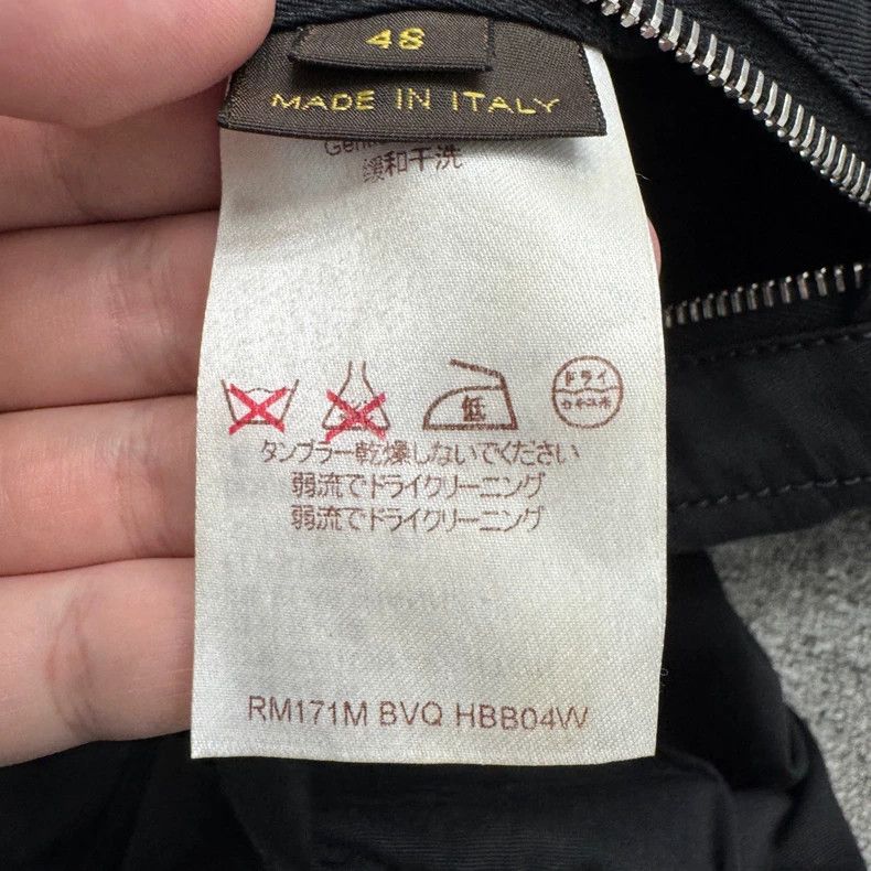 Louis Vuitton Louis Vuitton Embroidered Letter Jacket-yf Size US L / EU 52-54 / 3 - 4 Thumbnail