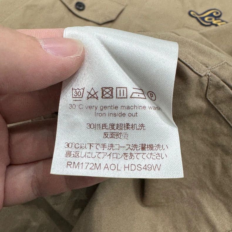 Louis Vuitton Louis Vuitton Fragments Short Sleeve Shirt-yf Size US S / EU 44-46 / 1 - 5 Thumbnail