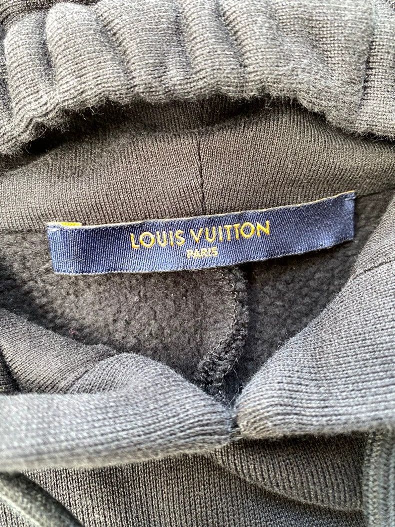 Louis Vuitton Louis Vuitton Black Hooded Sweatshirt for Men-yf Size US L / EU 52-54 / 3 - 7 Thumbnail