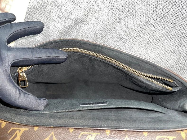 Louis Vuitton Louis Vuitton Monogram Black Legend Handbag-yf Size ONE SIZE - 6 Thumbnail