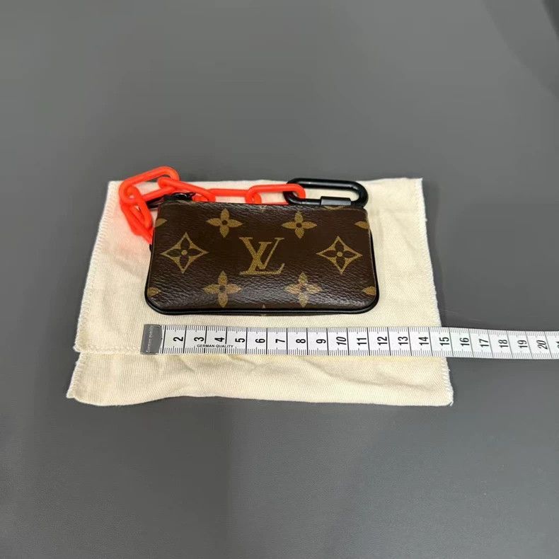 Louis Vuitton Louis Vuitton Chain Wallet in Brown Color-yf Size ONE SIZE - 2 Thumbnail